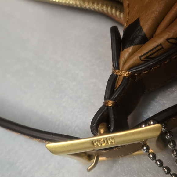 MCM Small Aren Shoulder Bag - Picture 13 of 13